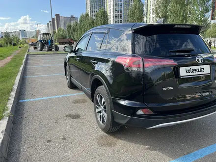 Toyota RAV4 2016 года за 11 500 000 тг. в Астана – фото 6