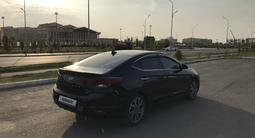 Hyundai Elantra 2020 года за 8 300 000 тг. в Уральск – фото 5