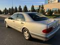 Mercedes-Benz E 320 1998 годаүшін3 600 000 тг. в Алматы – фото 7