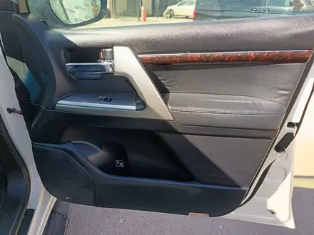 Toyota Land Cruiser 2013 года за 20 500 000 тг. в Костанай – фото 56