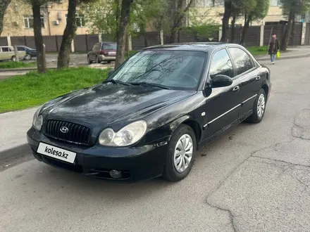 Hyundai Sonata 2004 года за 1 800 000 тг. в Алматы – фото 2