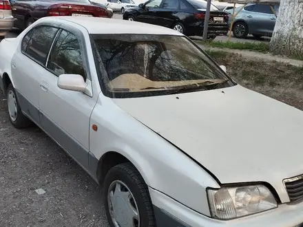 Toyota Camry 1996 года за 1 000 000 тг. в Алматы – фото 3