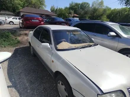 Toyota Camry 1996 года за 1 000 000 тг. в Алматы – фото 9