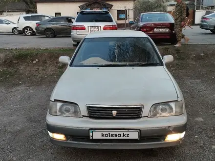 Toyota Camry 1996 года за 1 000 000 тг. в Алматы – фото 2