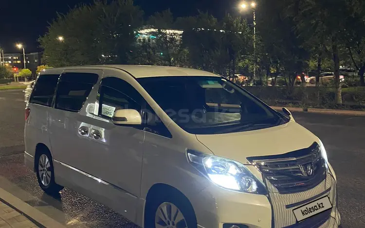 Toyota Alphard 2010 года за 6 500 000 тг. в Атырау