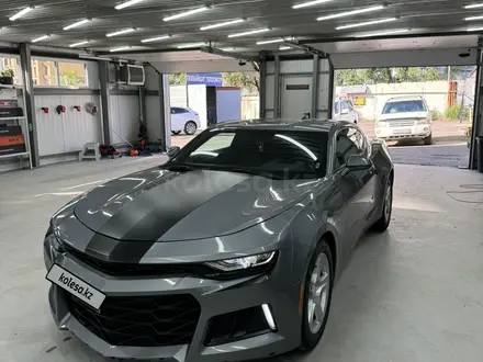 Chevrolet Camaro 2020 года за 17 500 000 тг. в Алматы – фото 17