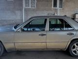 Mercedes-Benz E 220 1993 годаfor1 300 000 тг. в Алматы – фото 2