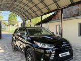 Toyota Highlander 2017 года за 16 000 000 тг. в Алматы – фото 3
