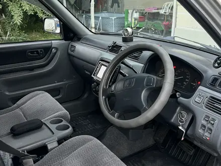 Honda CR-V 1997 года за 2 350 000 тг. в Алматы – фото 4