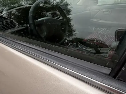 Toyota Camry 2000 года за 3 650 000 тг. в Алматы – фото 16