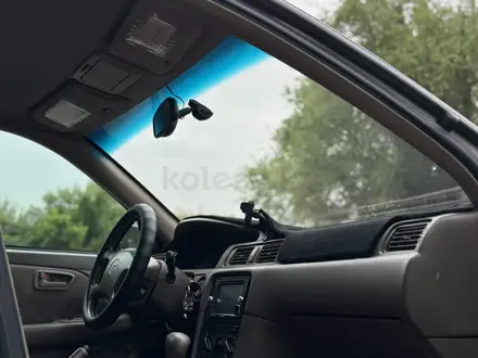 Toyota Camry 2000 года за 3 650 000 тг. в Алматы – фото 19
