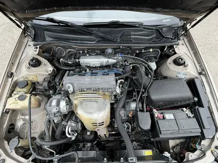 Toyota Camry 2000 года за 3 650 000 тг. в Алматы – фото 31