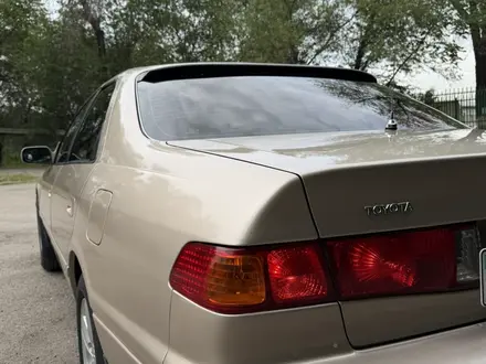 Toyota Camry 2000 года за 3 650 000 тг. в Алматы – фото 11
