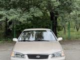 Toyota Camry 2000 годаүшін3 650 000 тг. в Алматы – фото 3