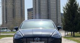 Hyundai Sonata 2022 года за 12 300 000 тг. в Астана