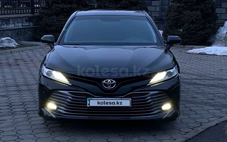 Toyota Camry 2018 годаүшін13 500 000 тг. в Алматы