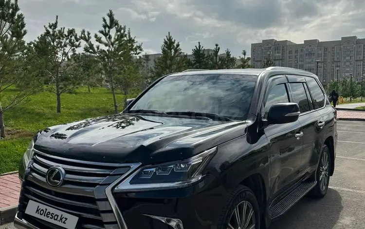 Lexus LX 570 2017 годаүшін41 000 000 тг. в Астана