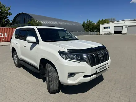 Toyota Land Cruiser Prado 2018 года за 23 000 000 тг. в Астана