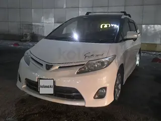 Toyota Estima, 2009