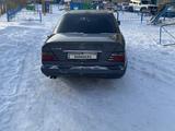 Mercedes-Benz E 220 1995 годаүшін1 550 000 тг. в Петропавловск – фото 4