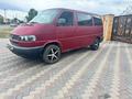 Volkswagen Caravelle 1998 года за 4 500 000 тг. в Караганда – фото 2