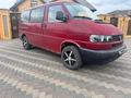 Volkswagen Caravelle 1998 года за 4 500 000 тг. в Караганда – фото 3