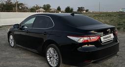 Toyota Camry 2019 года за 11 500 000 тг. в Атырау – фото 3