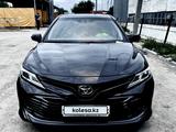 Toyota Camry 2019 года за 11 500 000 тг. в Атырау