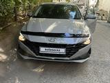 Hyundai Elantra 2021 года за 10 500 000 тг. в Шымкент – фото 2