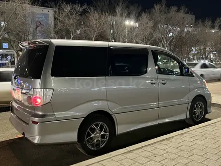 Toyota Alphard 2005 года за 4 750 000 тг. в Атырау – фото 2