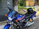 Yamaha  XJR1200 1998 года за 3 200 000 тг. в Астана