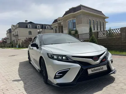 Toyota Camry 2019 года за 23 000 000 тг. в Астана – фото 4