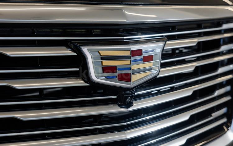 Cadillac Escalade Premium Luxury Platinum — миниатюра 5