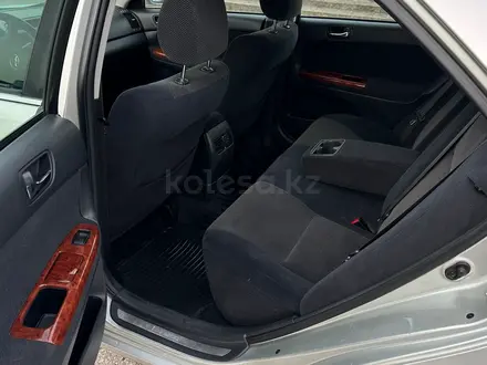 Toyota Camry 2004 года за 5 200 000 тг. в Актобе – фото 2