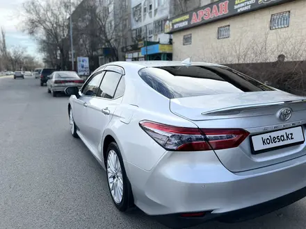 Toyota Camry 2018 года за 14 500 000 тг. в Алматы – фото 8