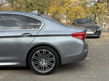 BMW 540 2017 года за 17 500 000 тг. в Алматы – фото 12