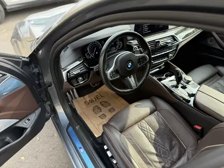 BMW 540 2017 года за 17 500 000 тг. в Алматы – фото 23