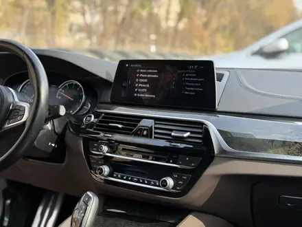 BMW 540 2017 года за 17 500 000 тг. в Алматы – фото 37
