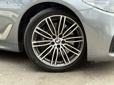 BMW 540 2017 года за 17 500 000 тг. в Алматы – фото 3