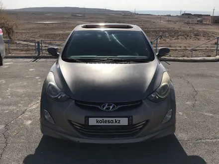 Hyundai Elantra 2013 года за 4 000 000 тг. в Жанаозен – фото 3