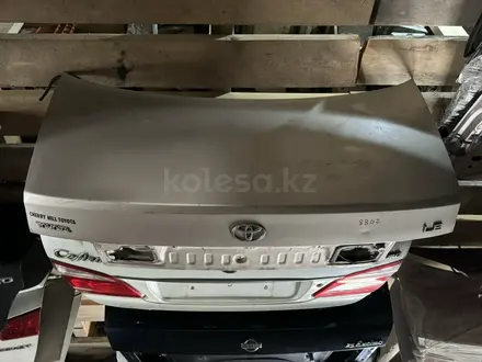 Крышка багажника седан TOYOTA CAMRY 10 за 25 000 тг. в Астана