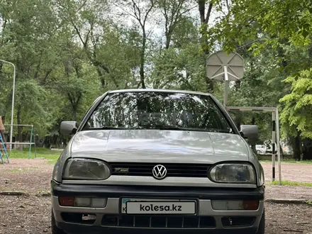 Volkswagen Golf 1996 года за 1 350 000 тг. в Тараз