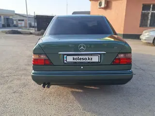 Mercedes-Benz E 280