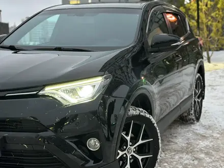 Toyota RAV4 2018 года за 13 500 000 тг. в Астана – фото 6