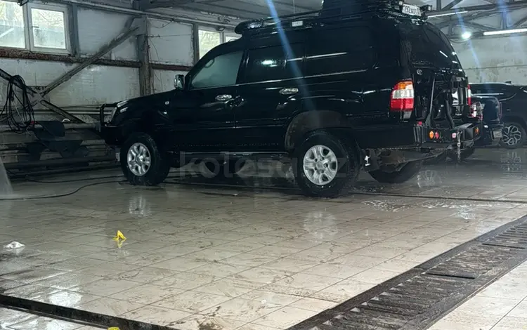 Toyota Land Cruiser 2005 года за 12 000 000 тг. в Уральск
