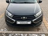 ВАЗ (Lada) Granta 2190 2021 годаүшін3 100 000 тг. в Уральск – фото 2