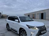Lexus LX 570 2017 года за 45 000 000 тг. в Актау