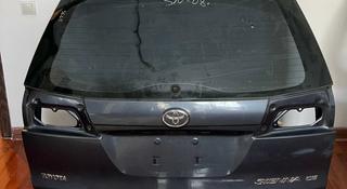 Крышка багажника в сборе (со стеклом) Toyota Sienna 08г б/у оригинал за 350 000 тг. в Алматы