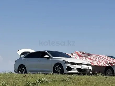 Kia K5 2023 года за 13 000 000 тг. в Шымкент – фото 14
