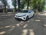 Kia Cerato 2022 года за 10 200 000 тг. в Алматы
